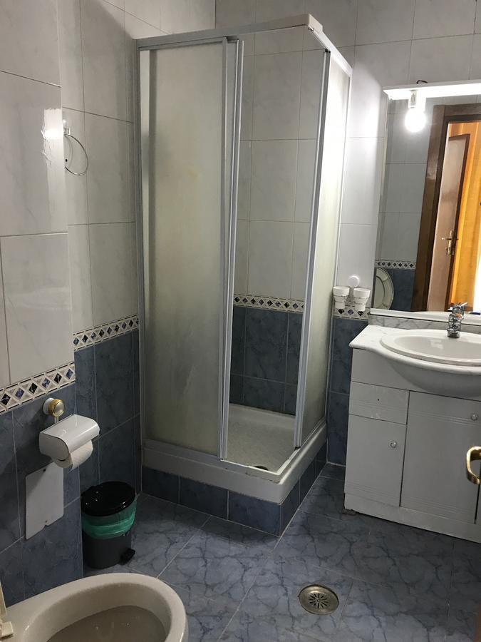 Apartament In Regim Hotelier Bacău Exteriér fotografie