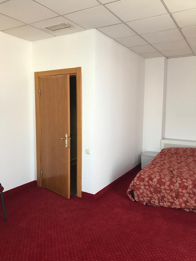 Apartament In Regim Hotelier Bacău Exteriér fotografie